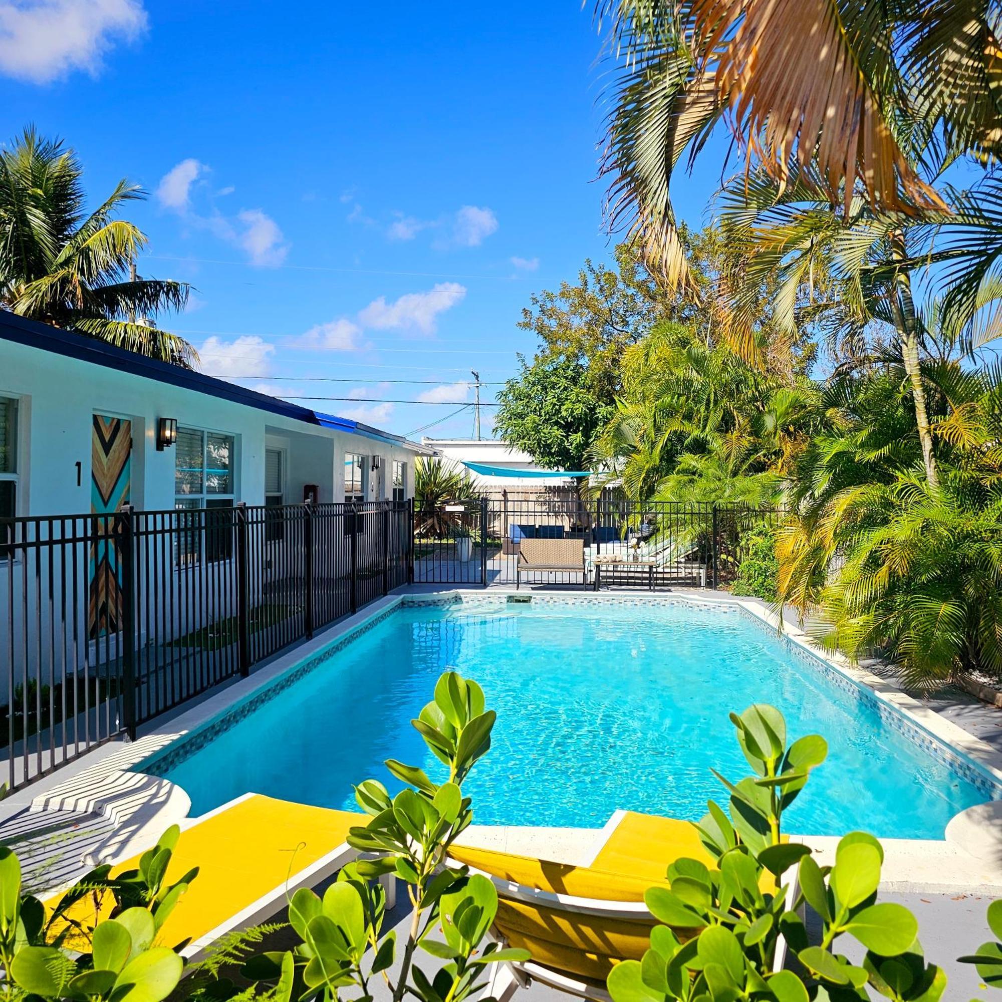 Coastal Haven: Family-Friendly House with Pool Near Beaches Fort Lauderdale Exterior photo